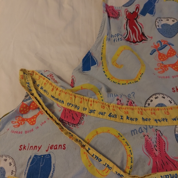 "Inside Me is A Skinny Woman..." Apron - Picture 7 of 8